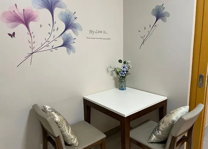 Apartment One Uptown Sw14m 9th Avenue St *