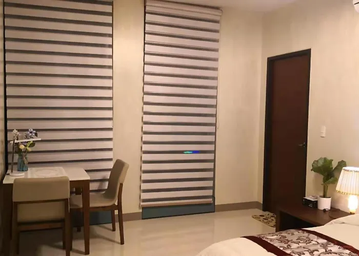 One Uptown Sw14m 9th Avenue St Manila