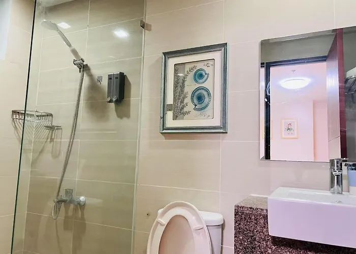 One Uptown Sw14m 9th Avenue St Apartment