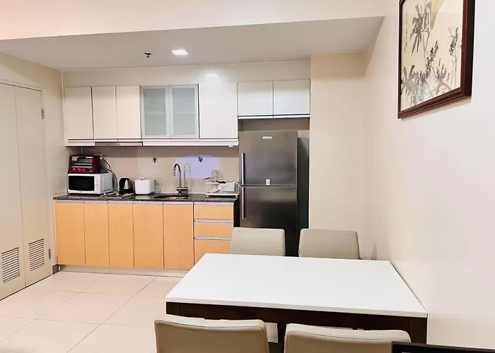 One Uptown Sw14m 9th Avenue St * Manila