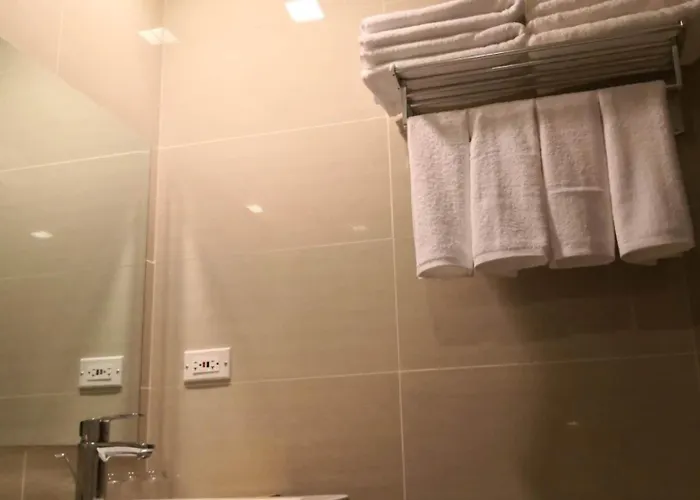 Apartment One Uptown Sw14m 9th Avenue St *