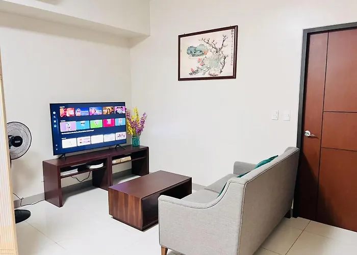 One Uptown Sw14m 9th Avenue St Apartment