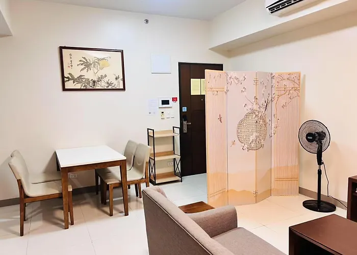 One Uptown Sw14m 9th Avenue St Apartment *