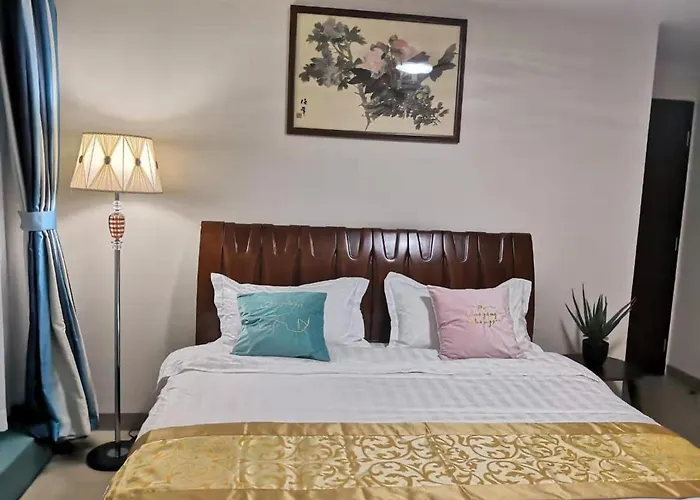 One Uptown Sw14m 9th Avenue St Apartment *